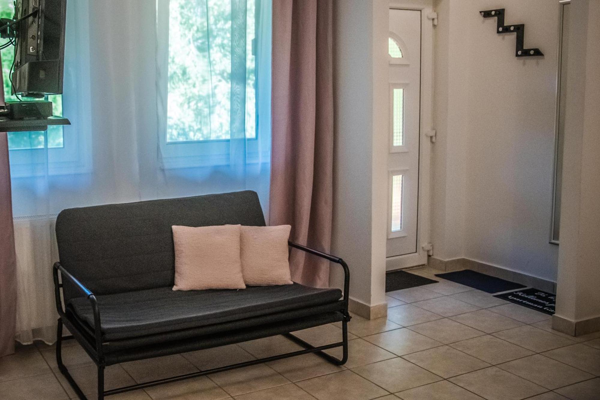 Apartman Garden Daire Cserkeszőlő Dış mekan fotoğraf